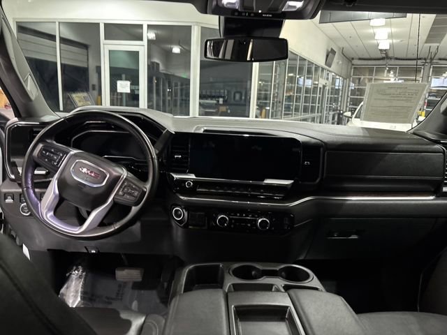 Used 2025 GMC Sierra 1500 SLT image 15