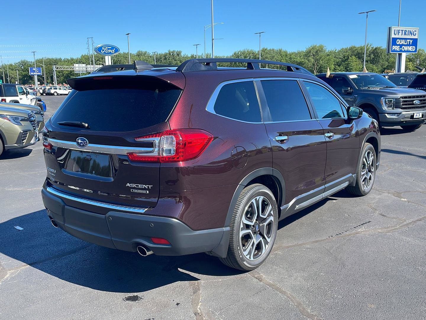 Used 2024 Subaru Ascent Touring w/ Popular Package #2 AWD/4WD image 7