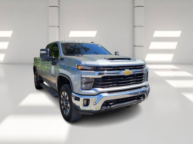 Used 2025 Chevrolet Silverado 2500 LT w/ All Star Edition image 3