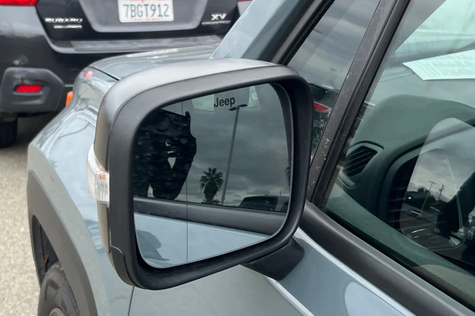 Used 2018 Jeep Renegade Altitude FWD image 8
