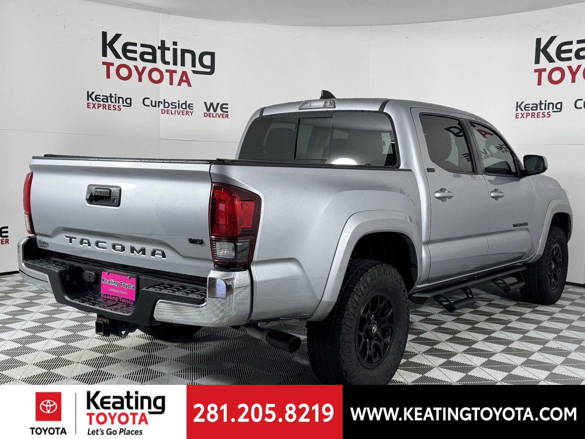 Used 2020 Toyota Tacoma SR5 image 4
