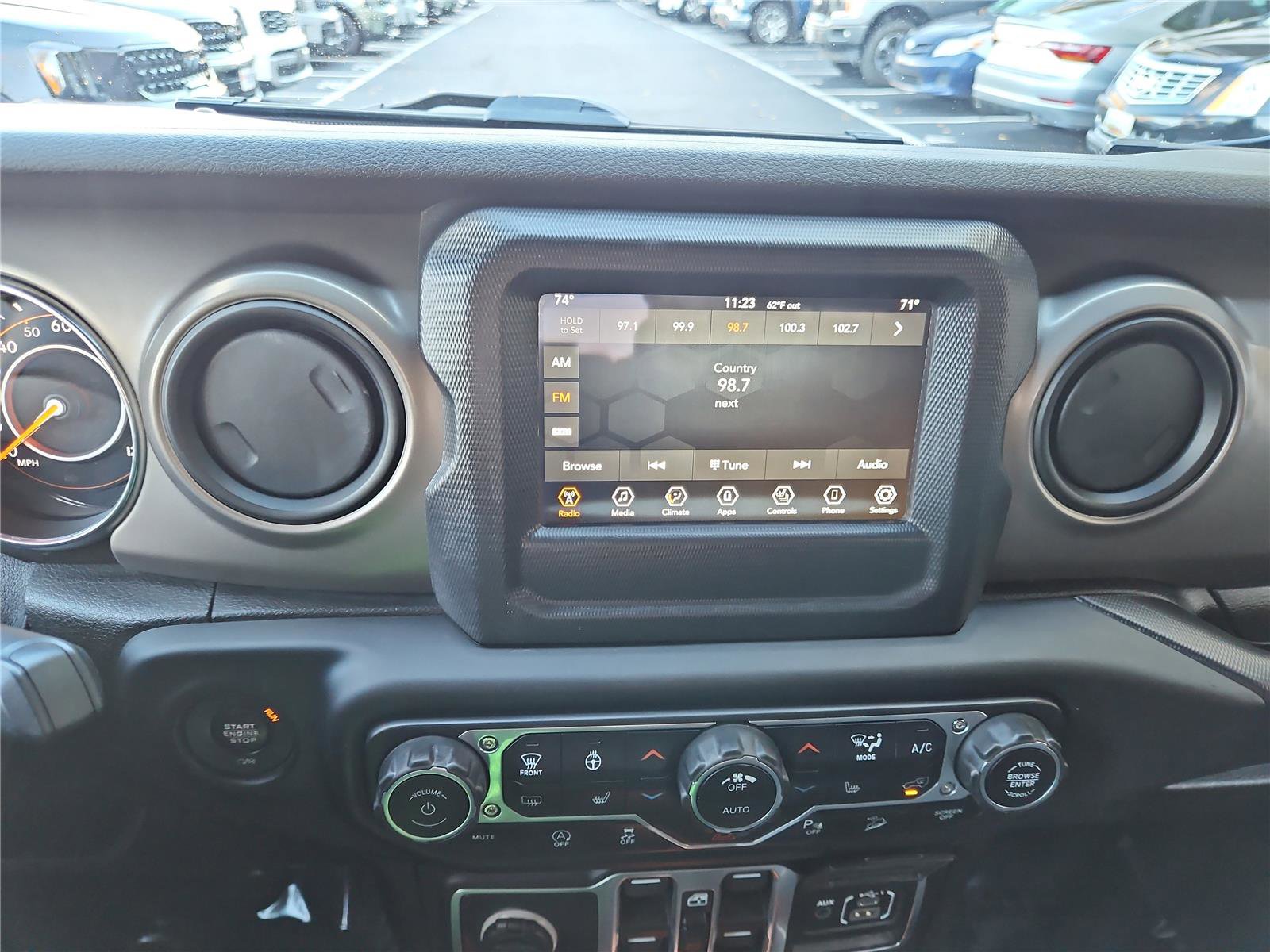 Used 2018 Jeep Wrangler Unlimited Sport S image 20