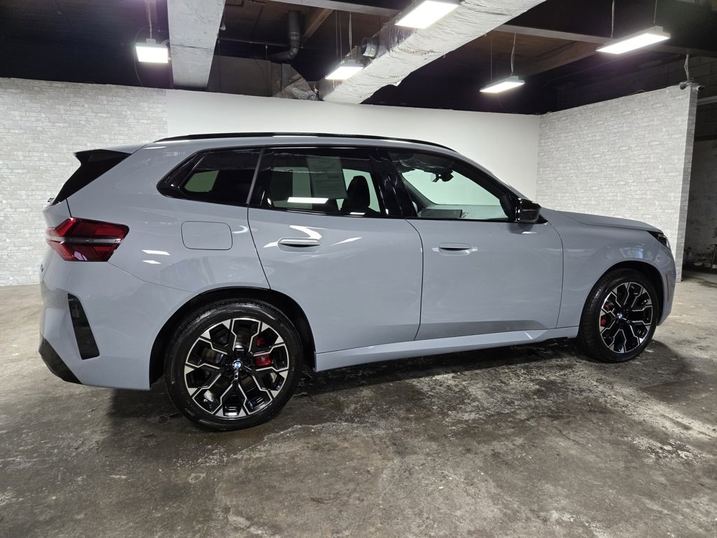 Used 2025 BMW X3 M50 w/ Premium Package image 3