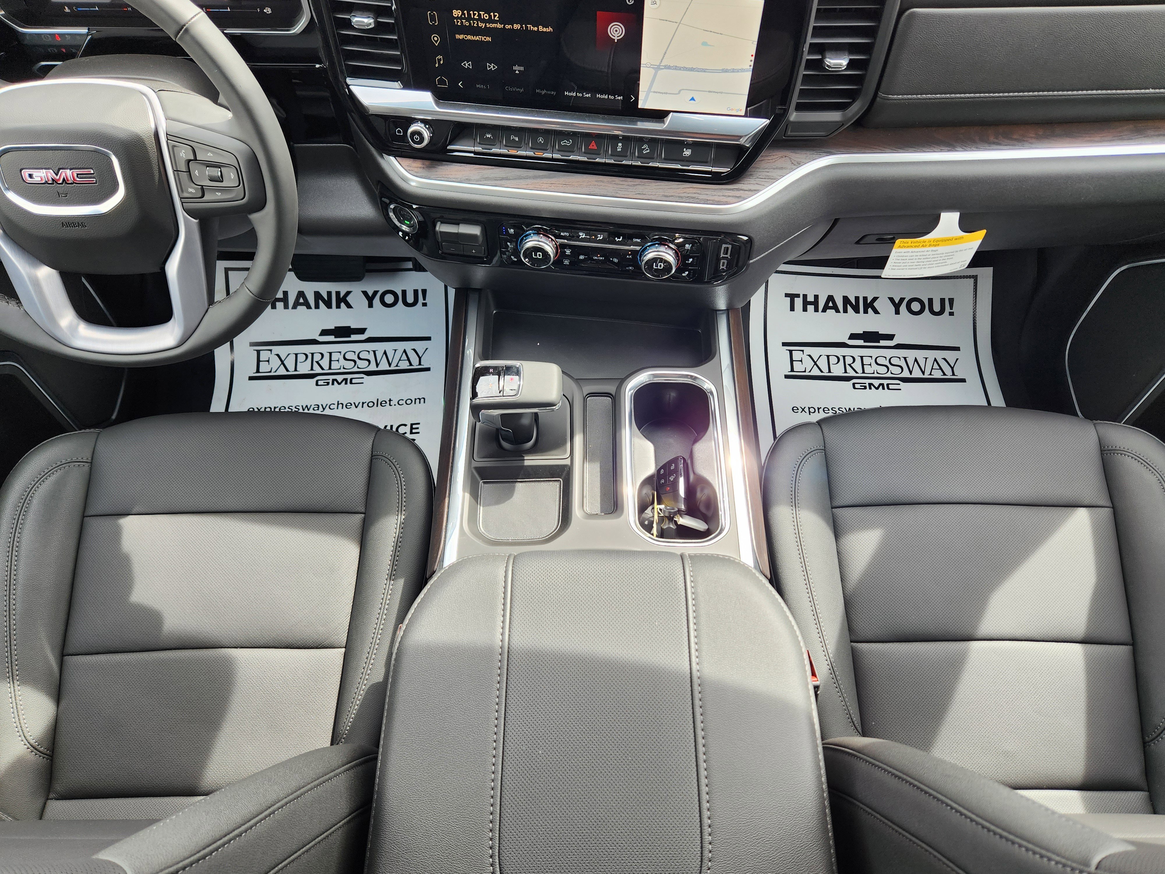 New 2026 GMC Sierra 1500 SLT image 11