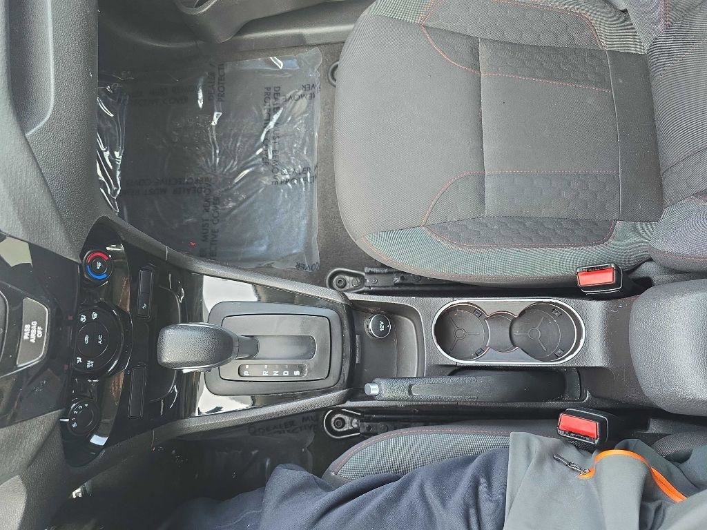 Used 2014 Ford Fiesta SE w/ Equipment Group 201A image 16