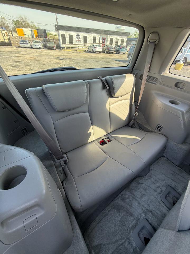 Used 2005 Toyota Highlander Limited image 16