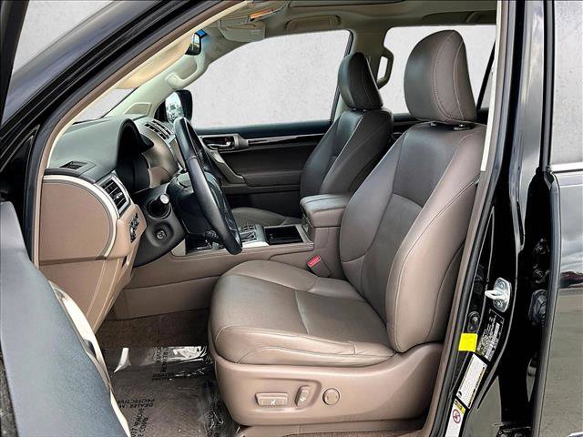 Used 2017 Lexus GX 460 w/ Navigation Package AWD/4WD image 27