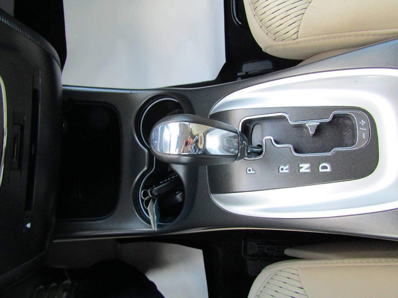 Used 2016 Dodge Journey SE w/ Safe & Sound Group image 15