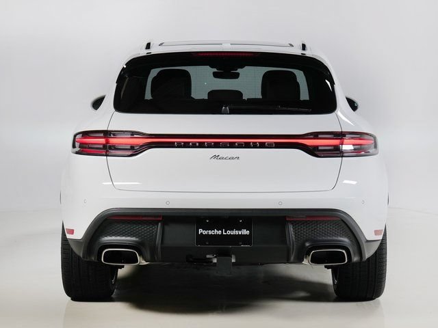 Certified 2026 Porsche Macan AWD/4WD image 10