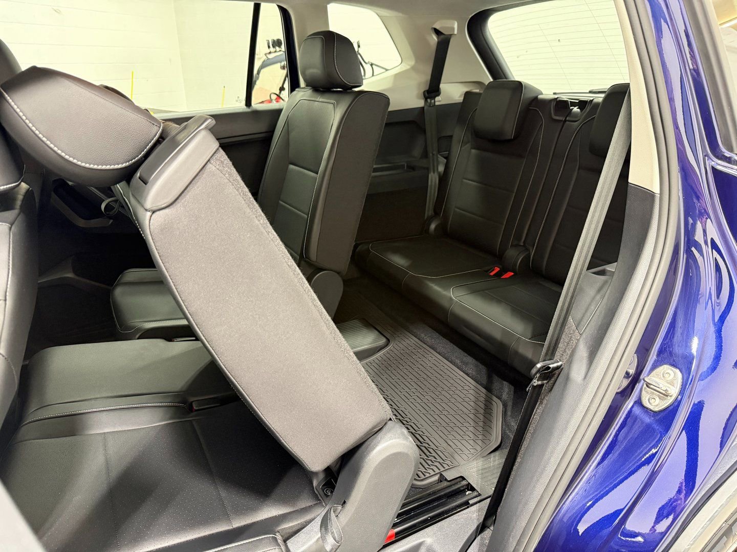 Used 2021 Volkswagen Tiguan SE image 45