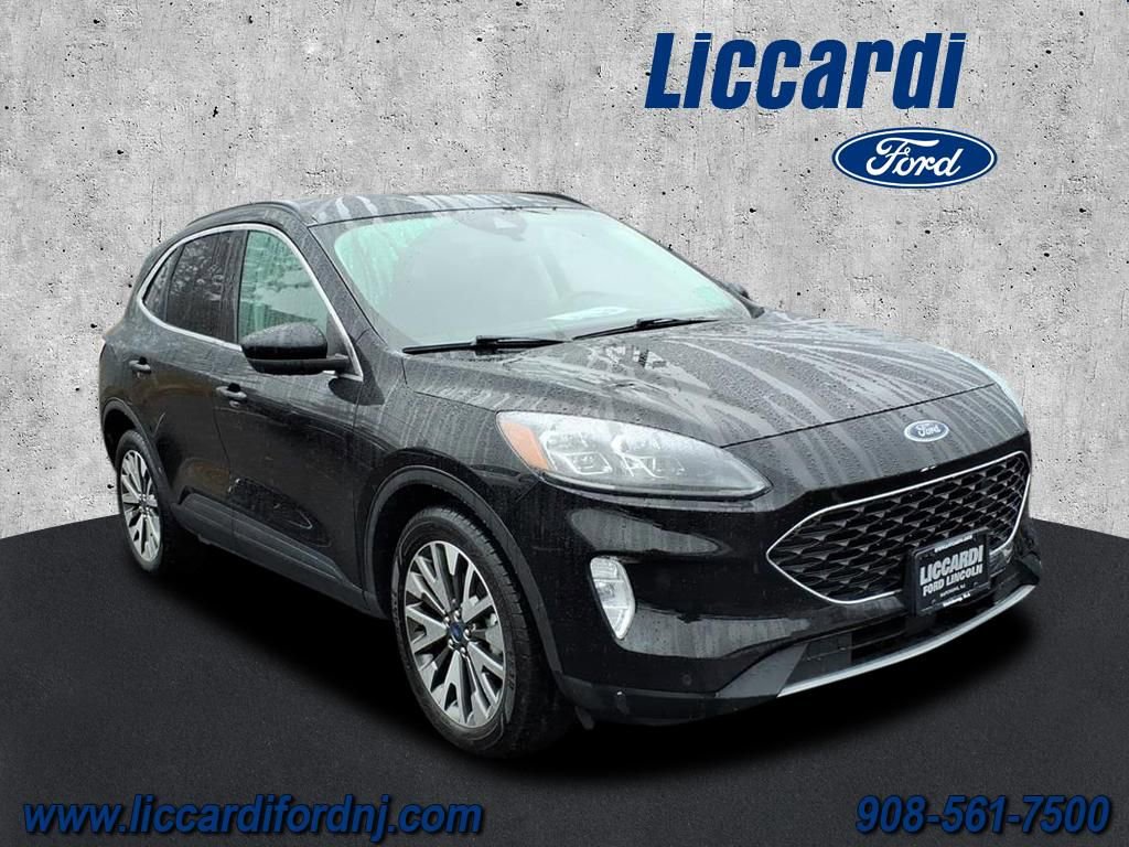 Certified 2022 Ford Escape Titanium