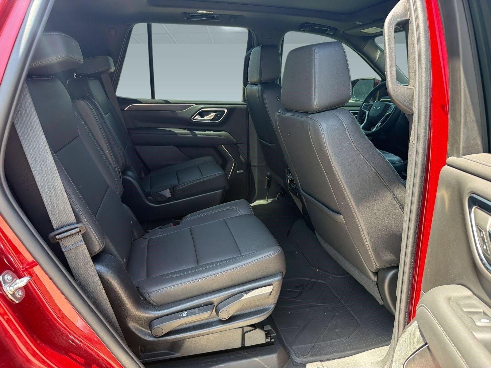 Used 2023 Chevrolet Tahoe Z71 w/ Luxury Package AWD/4WD image 30