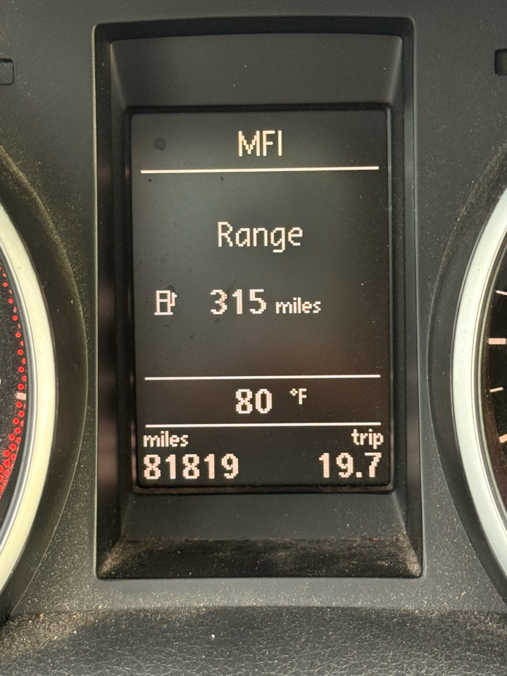 Used 2010 Volkswagen Golf 2-Door image 19