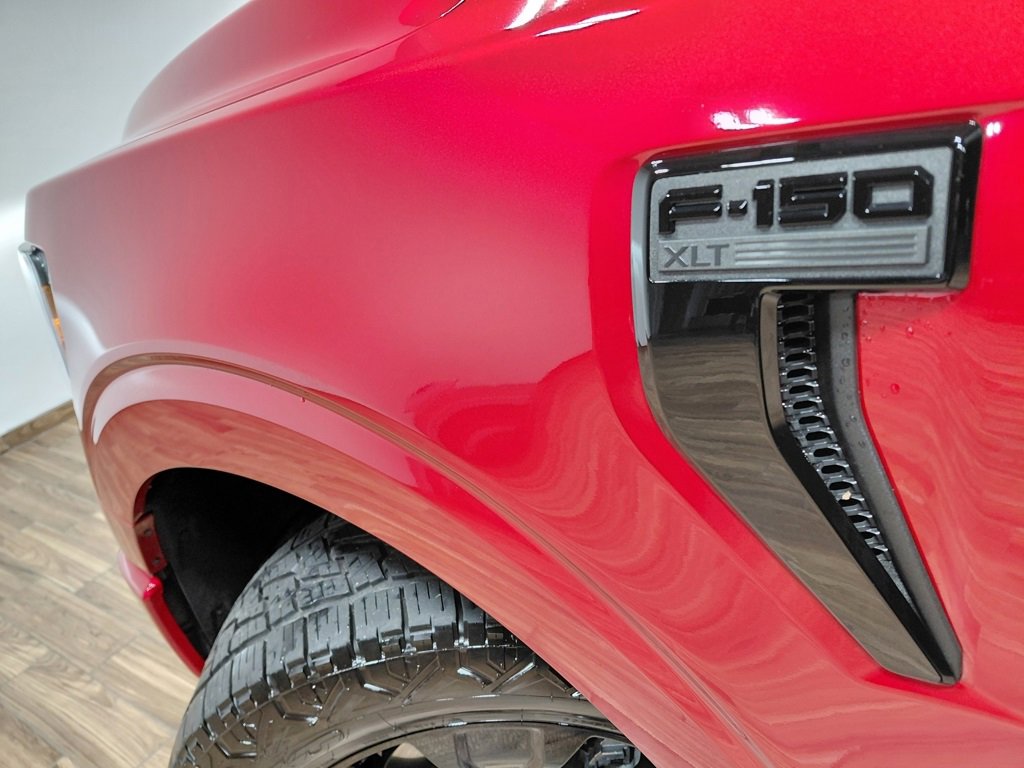 Certified 2022 Ford F150 XLT w/ Equipment Group 302A High image 15