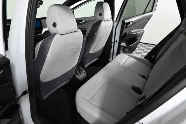 Used 2022 Volkswagen ID.4 Pro S image 15