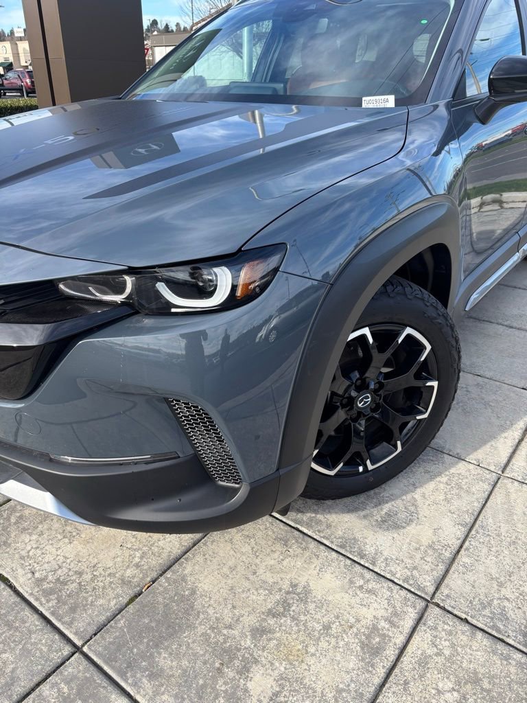 Used 2023 MAZDA CX-50 Meridian Edition w/ Apex Package image 2
