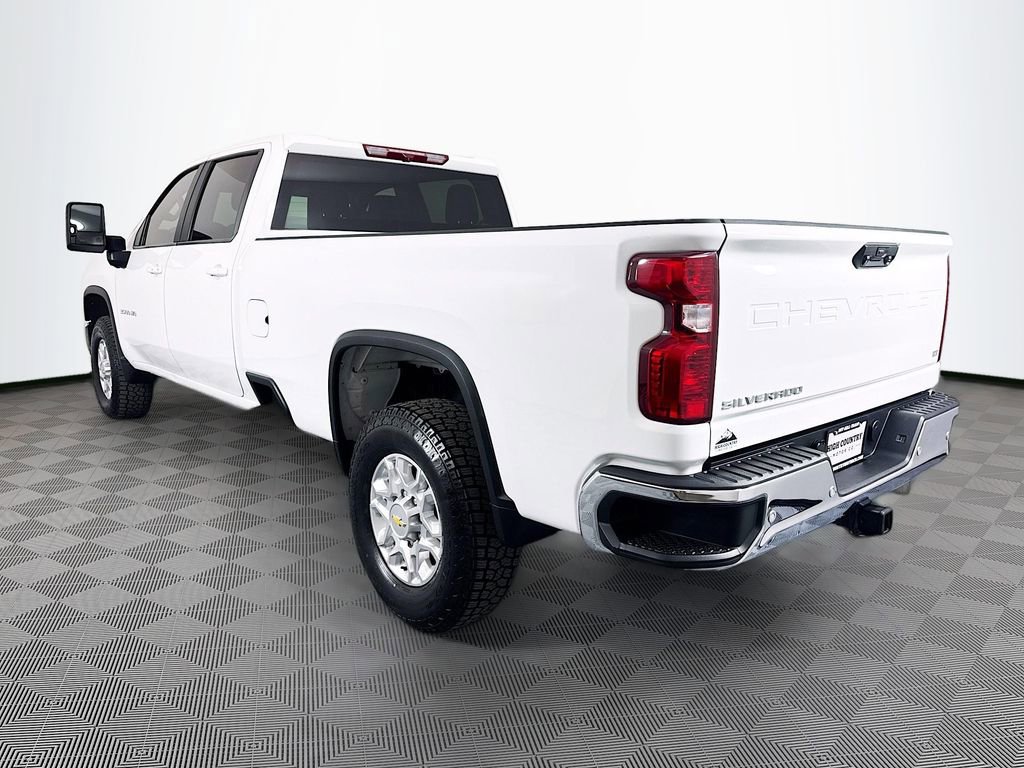 Used 2024 Chevrolet Silverado 3500 LT w/ Safety Package AWD/4WD image 5