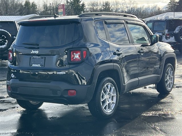 Certified 2022 Jeep Renegade Latitude w/ Convenience Group image 42