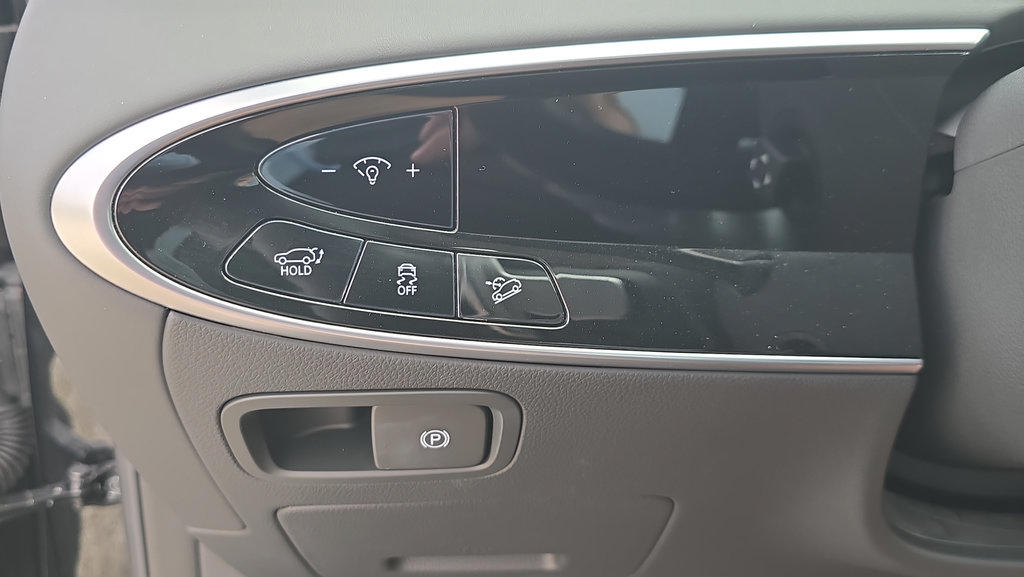 New 2026 Genesis GV70 2.5T Advanced AWD/4WD image 19