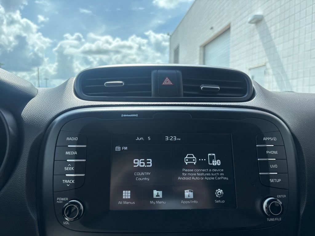 Used 2019 Kia Soul + FWD image 12