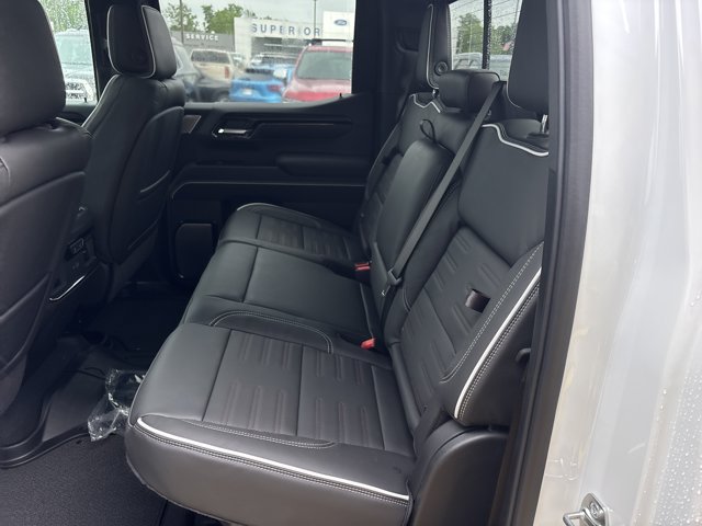 New 2026 GMC Sierra 1500 AT4X w/ LPO, Black Badging Package AWD/4WD image 17