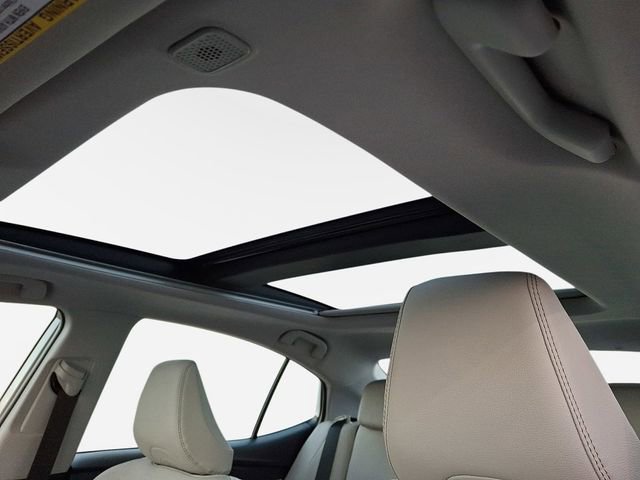 New 2026 Toyota Camry XLE w/ Premium Plus Package image 9