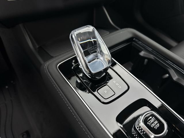 New 2026 Volvo XC90 B6 Ultra w/ Protection Package AWD/4WD image 16