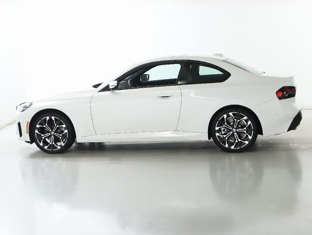Used 2025 BMW 230i xDrive Coupe w/ Convenience Package AWD/4WD image 38