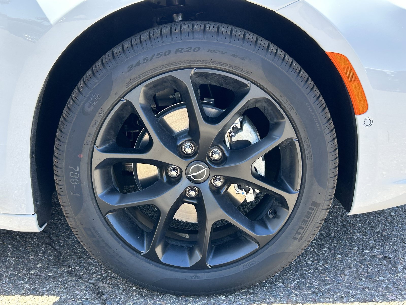 New 2026 Chrysler Pacifica Limited w/ S Appearance Package FWD image 6