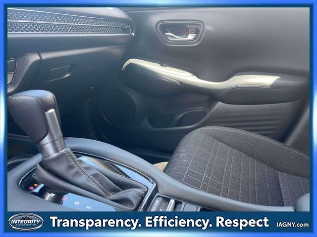 Used 2023 Honda HR-V LX image 30