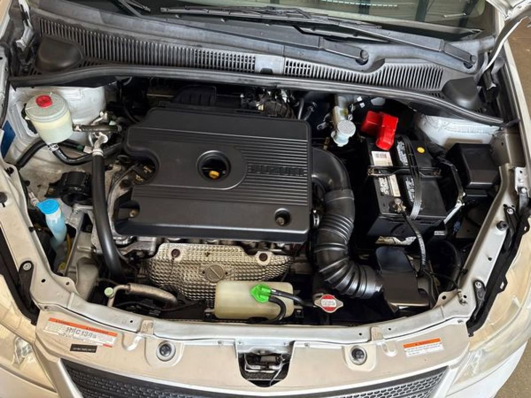 Used 2008 Suzuki SX4 AWD Hatchback image 2