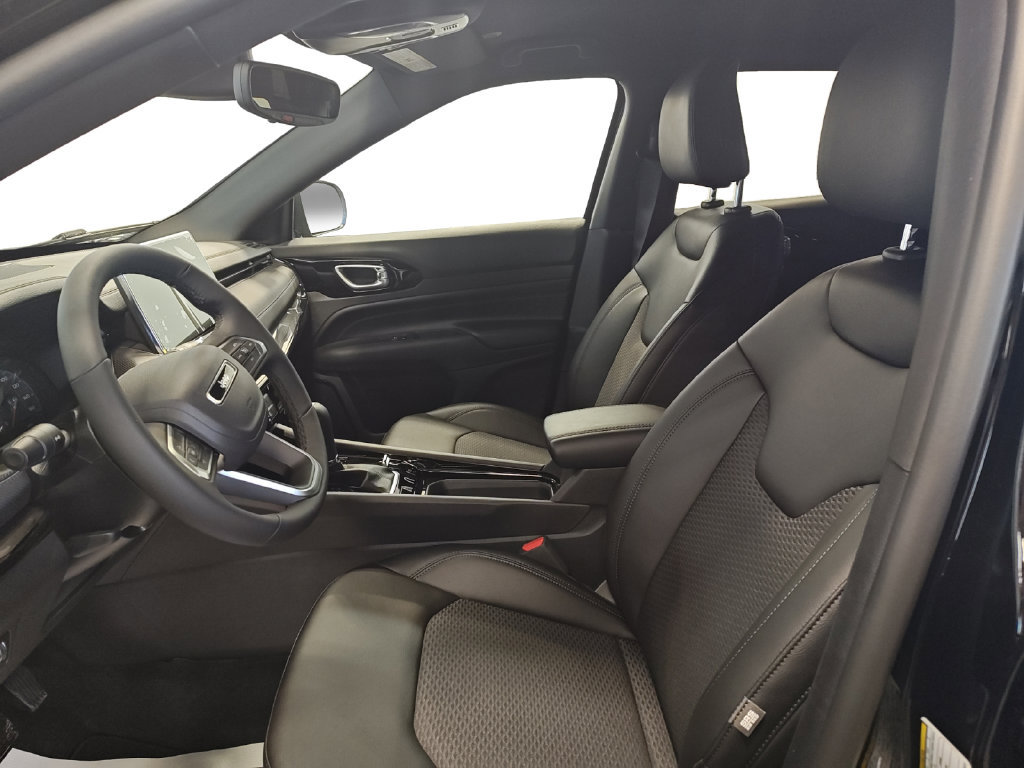 New 2026 Jeep Compass Latitude AWD/4WD image 9