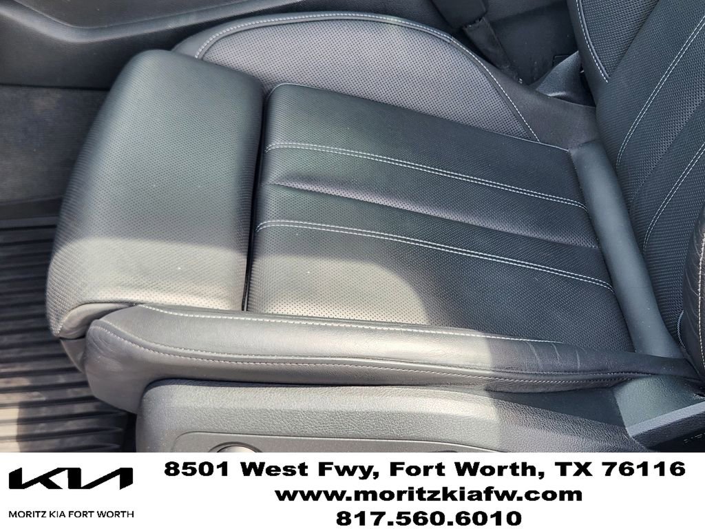 Used 2022 Audi A4 2.0T Premium Plus w/ Premium Plus Package AWD/4WD image 23