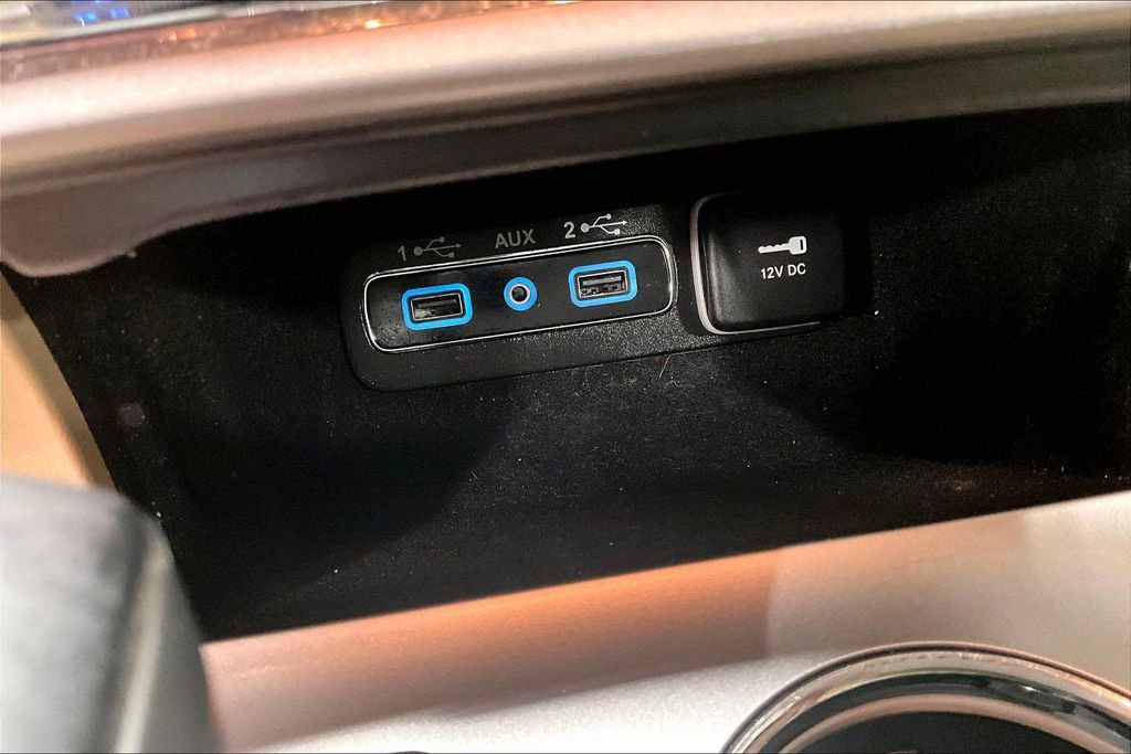 Used 2019 Jeep Grand Cherokee Laredo AWD/4WD image 30