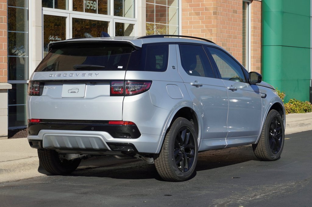New 2025 Land Rover Discovery Sport S image 6