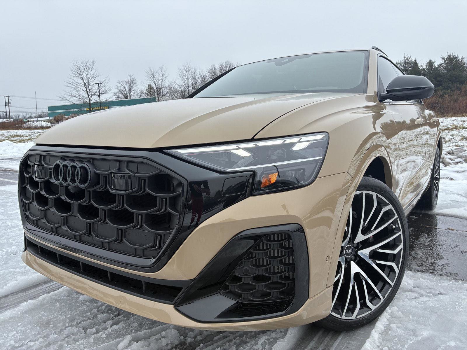 Used 2024 Audi SQ8 Premium Plus w/ 23" Wheel Package image 1