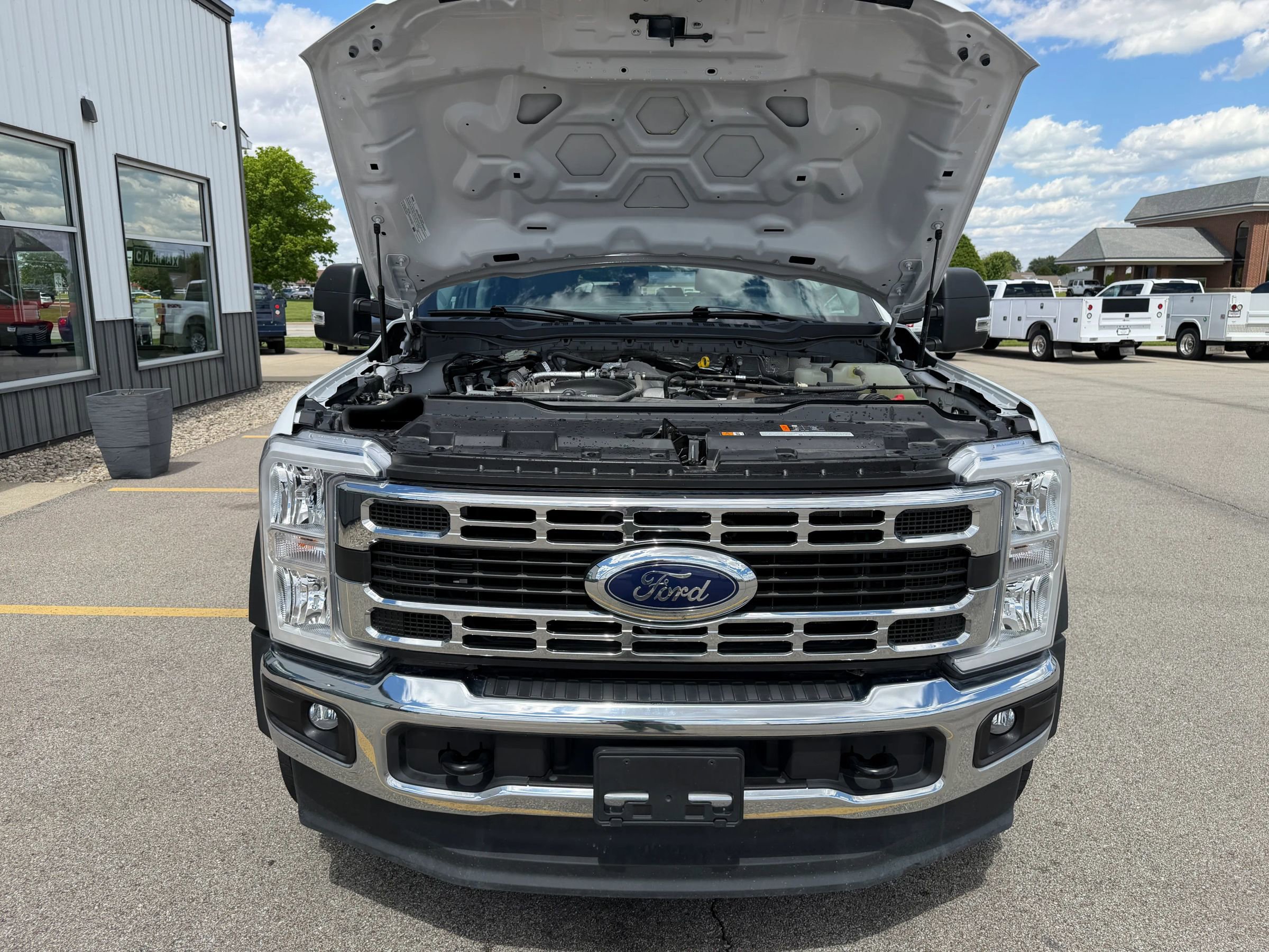 Used 2024 Ford F550 4x4 Crew Cab Super Duty w/ XLT Value Package image 35