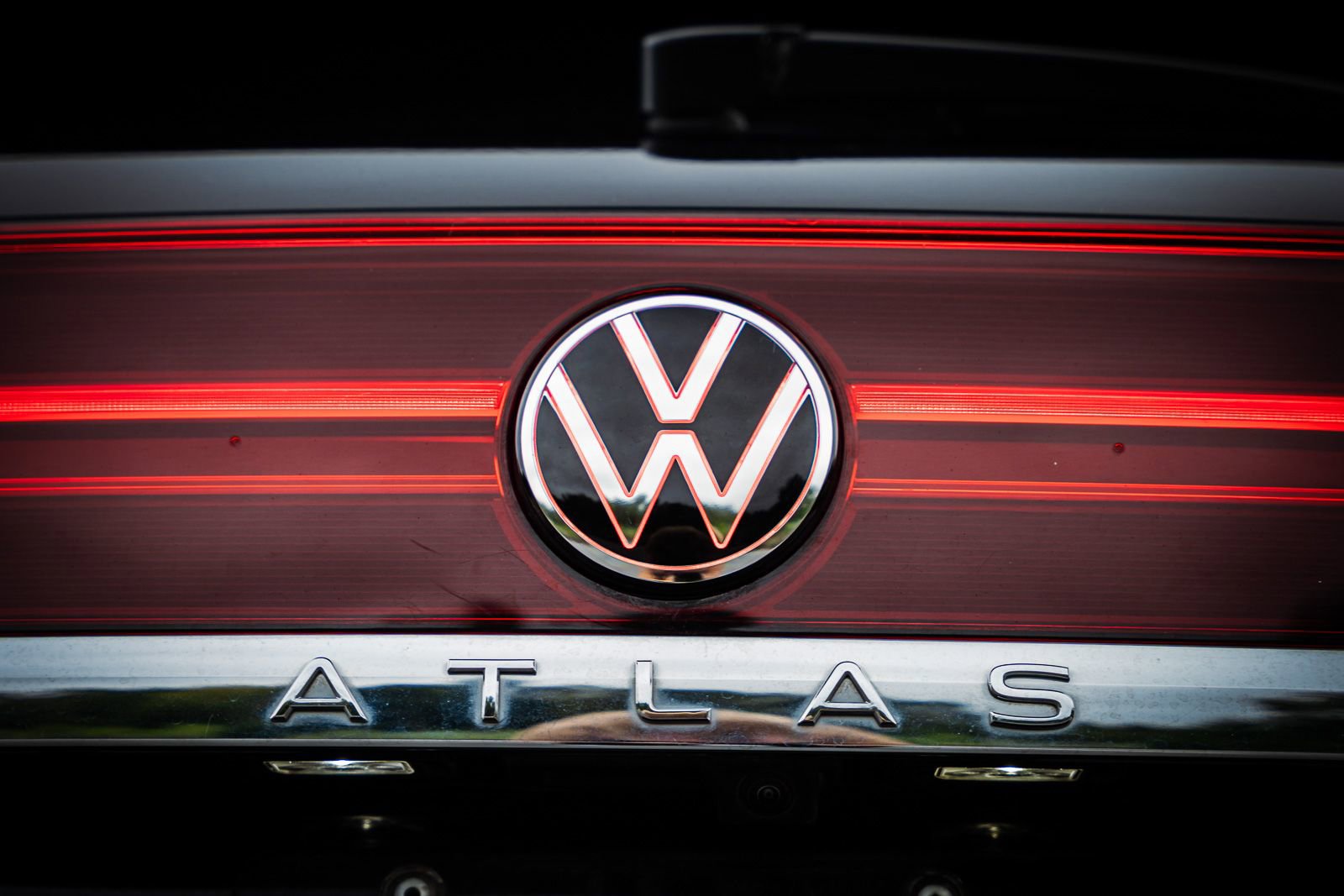 Used 2024 Volkswagen Atlas Cross Sport SE image 8