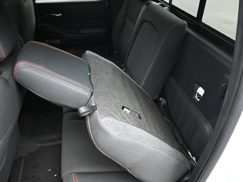 Used 2022 Nissan Frontier PRO-4X w/ Off-Road Protection Package AWD/4WD image 34