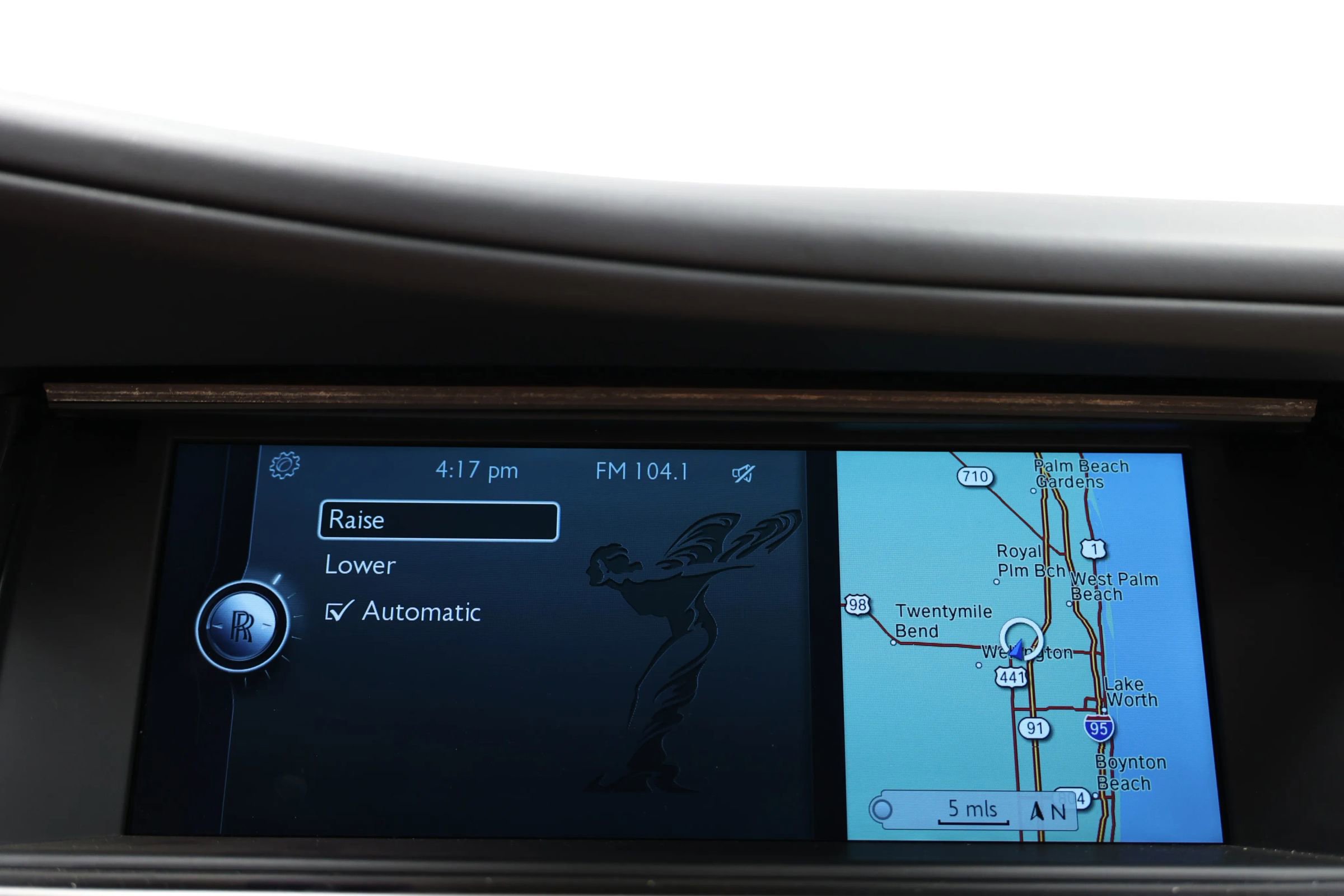 Used 2011 Rolls-Royce Ghost Sedan 4D image 28