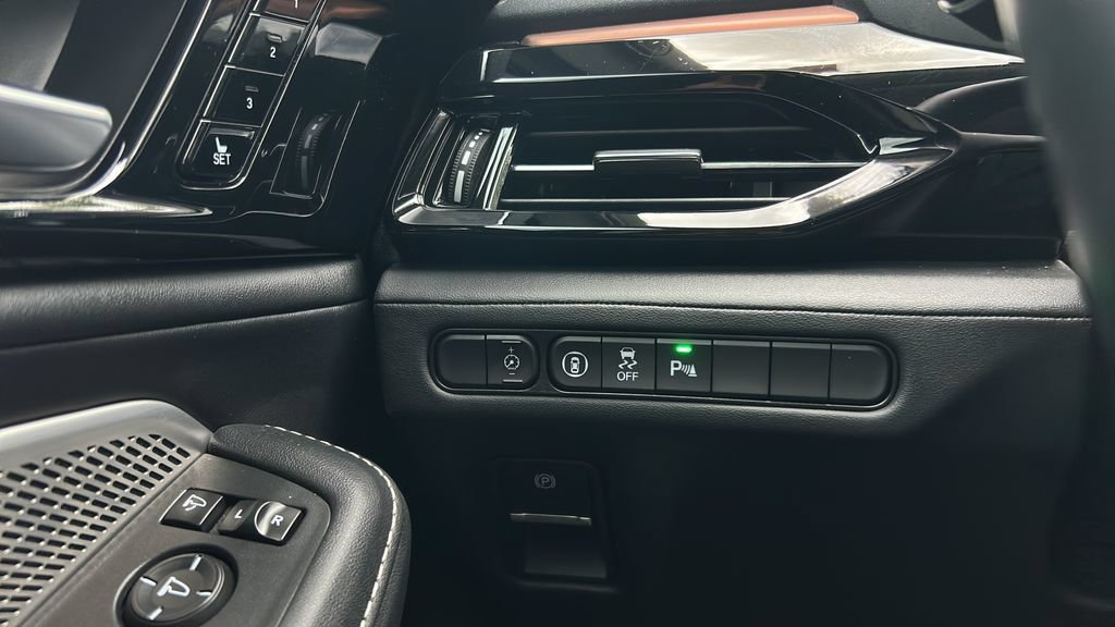 Used 2022 Acura MDX w/ Technology Package FWD image 33