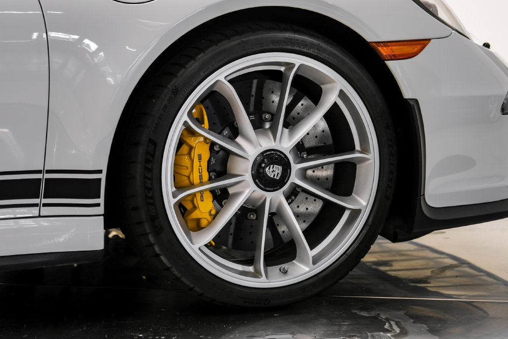 Used 2016 Porsche 911 R RWD image 58