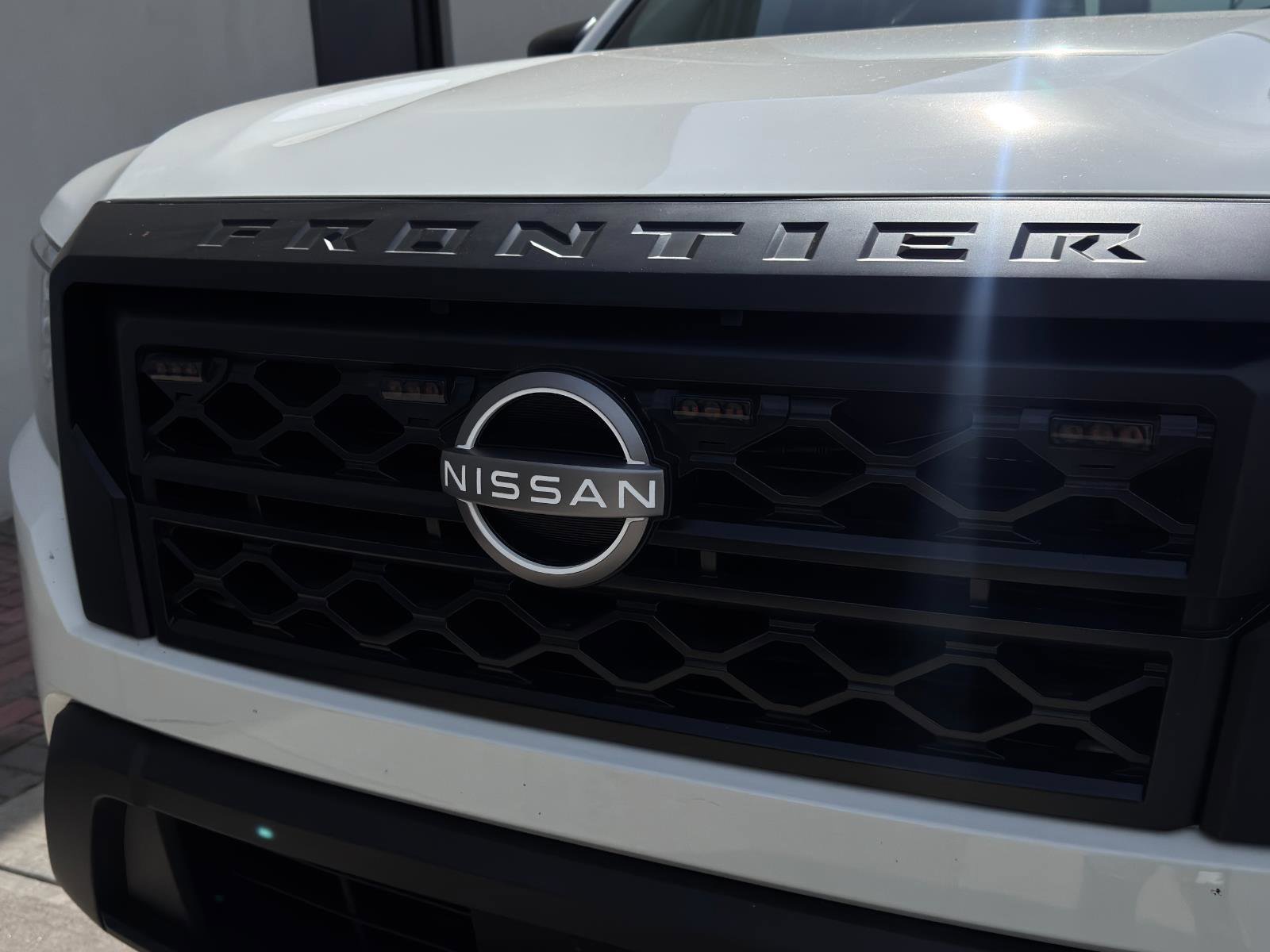 Used 2024 Nissan Frontier S image 9