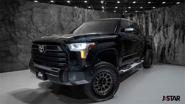 Used 2024 Toyota Tundra SR w/ SR Tow Package