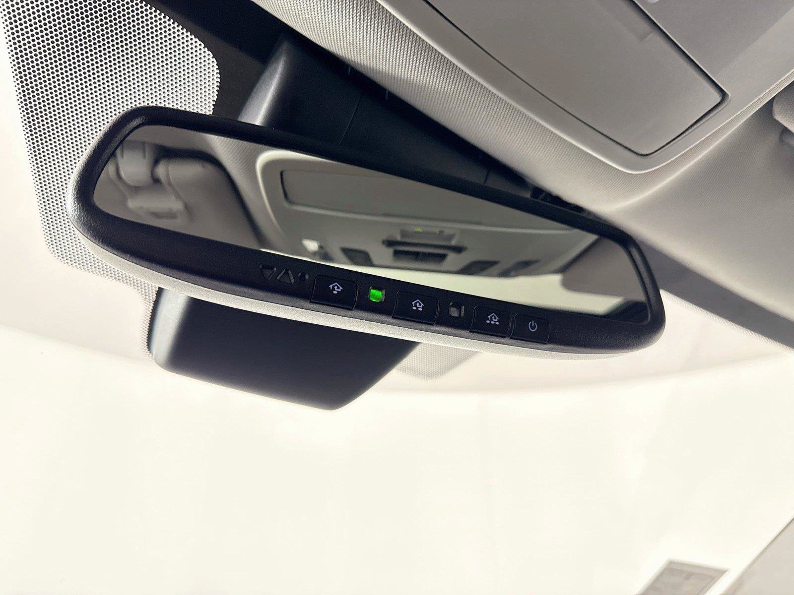Certified 2026 Toyota Sienna XLE FWD image 23