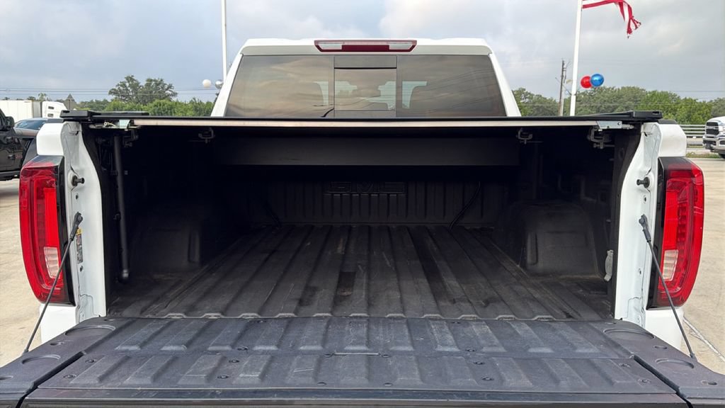 Used 2023 GMC Sierra 1500 SLT w/ SLT Premium Package AWD/4WD image 28