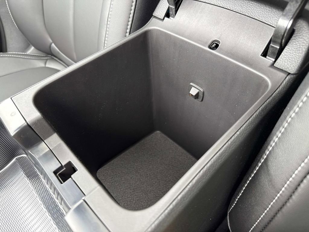 New 2025 Jeep Grand Cherokee Limited w/ Black Appearance Package AWD/4WD image 33