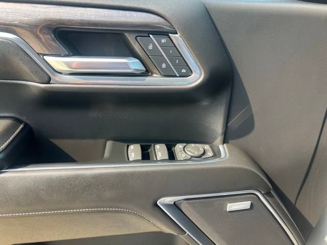 Certified 2024 Chevrolet Silverado 1500 LTZ image 32