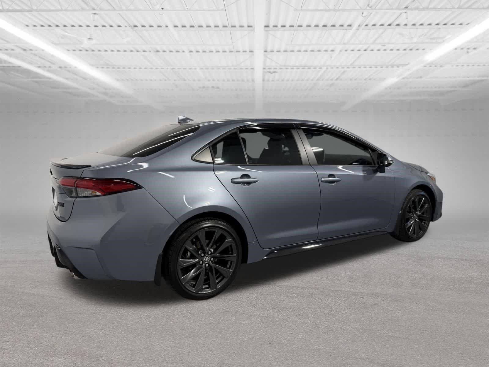 Used 2025 Toyota Corolla XSE FWD image 6