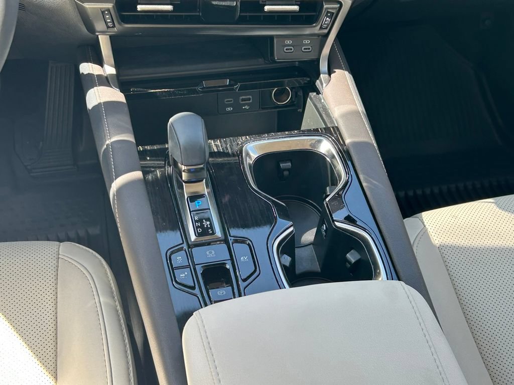 Used 2024 Lexus RX 350h w/ Accessory Package (K3) AWD/4WD image 19
